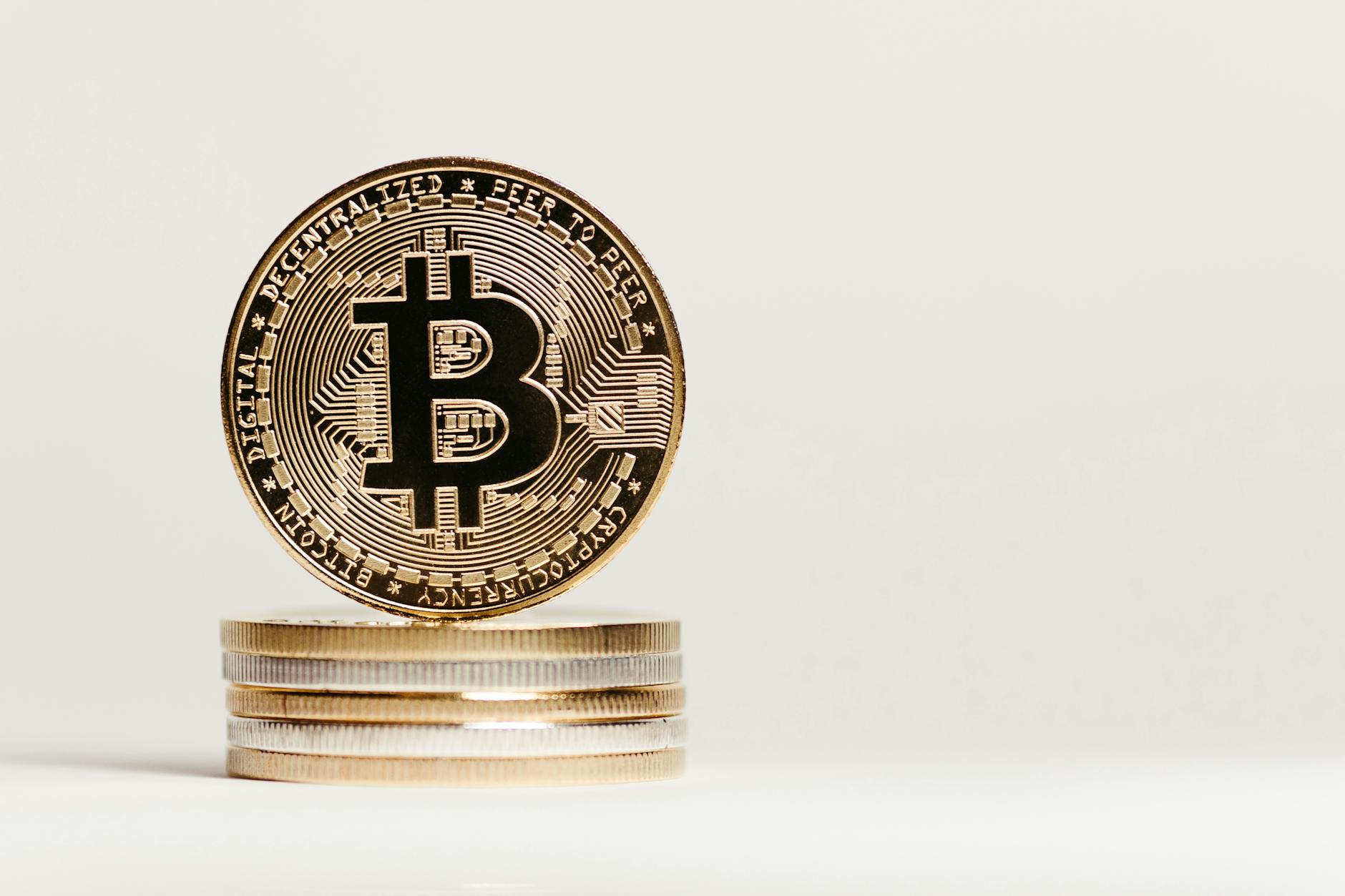 Is Bitcoin Still a Safe Haven in ? Navigating Regulatory Clarity and ETF Volatility