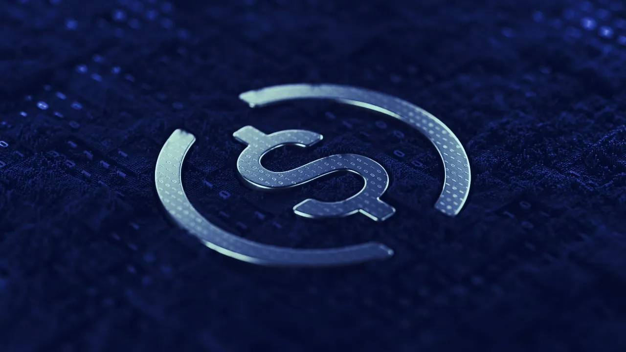 USDC and Pax Dollar stablecoin logos